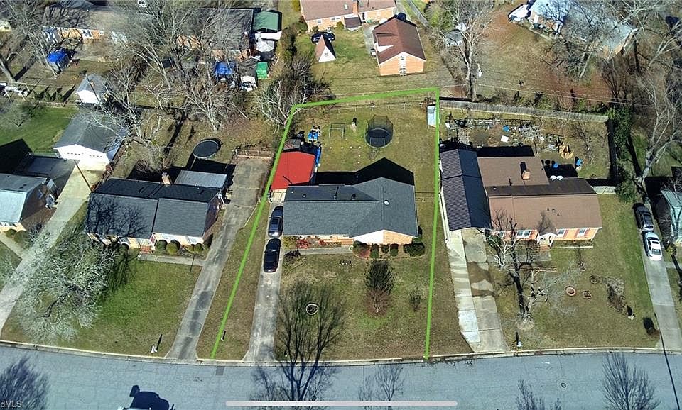 2nd image of 2515 Donlora Dr