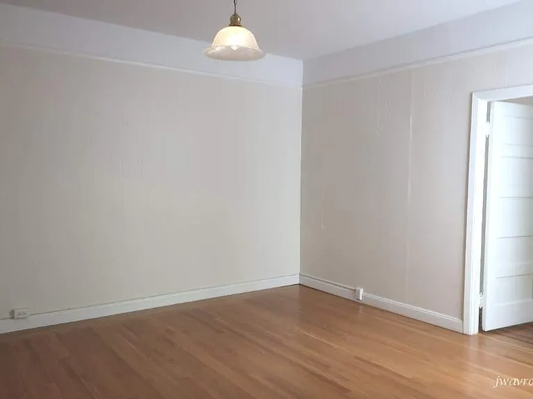 2852 California St #10 — Photo 6