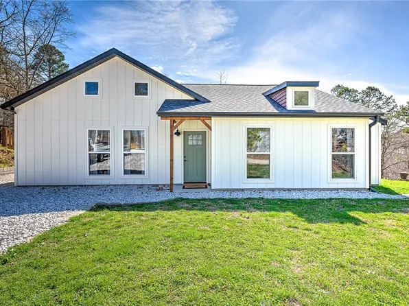 8121 Timberlake Loop, Rogers, AR 72756