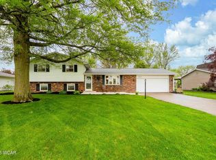 2440 E Bluelick Rd, Lima, OH 45801