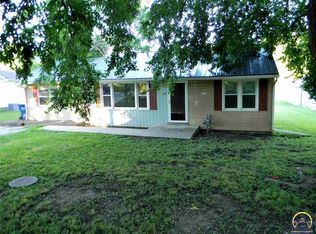 515 3rd St, Winchester, KS 66097