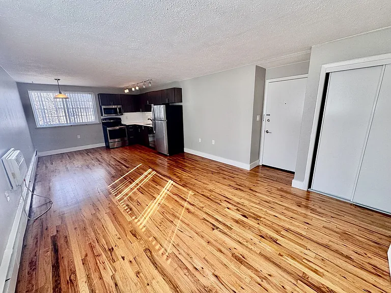 Marion Place — Photo 6