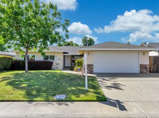 6815 Claiborne Way, Sacramento, CA 95831