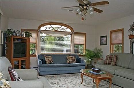 3rd image of 204 Granada Dr