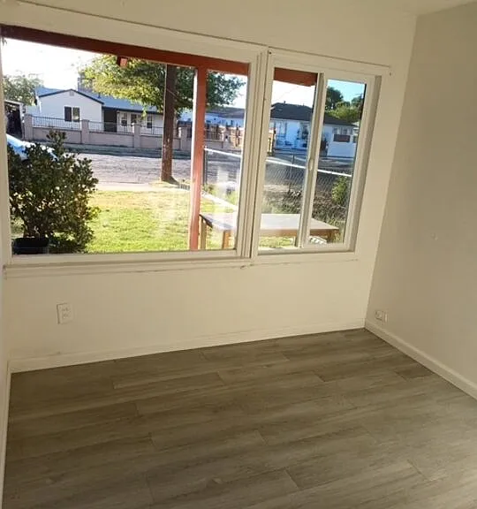45045 W Redwood Ave — Photo 11