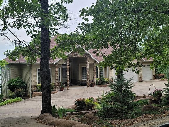 3rd image of 1037 Pokeberry Ln