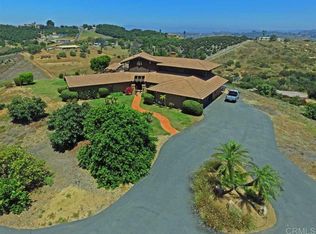 9511 Circle R Dr, Valley Center, CA 92082