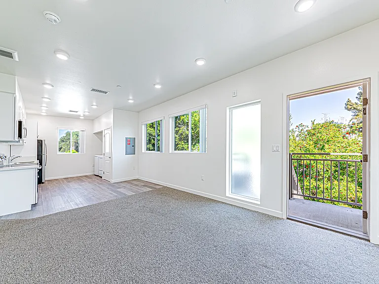 5912 Satsuma Ave #1 — Photo 8