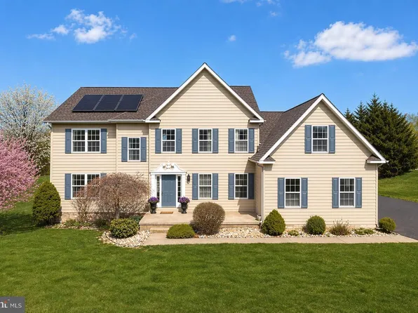 381 Brianna Cir, Pottstown, PA 19465