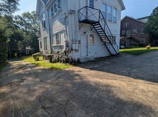 317 3rd St NW #2, Hickory, NC 28601