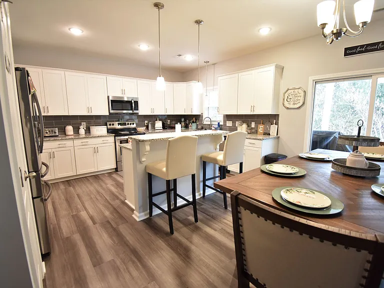 2165 Stonewash Dr — Photo 5