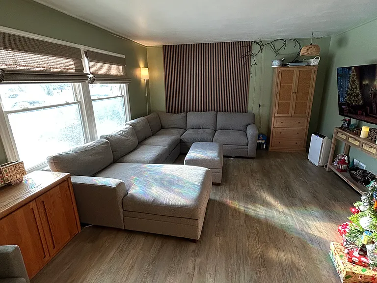 398 University Dr #A — Photo 2