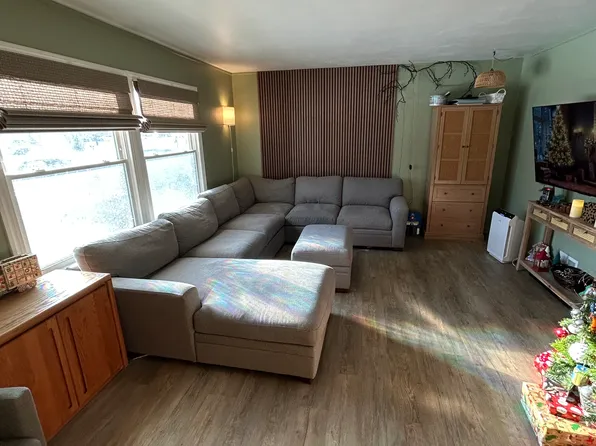 398 University Dr #A, Waldorf, MD 20602