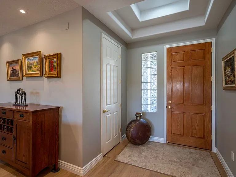 2329 N Prospector Ln — Photo 3