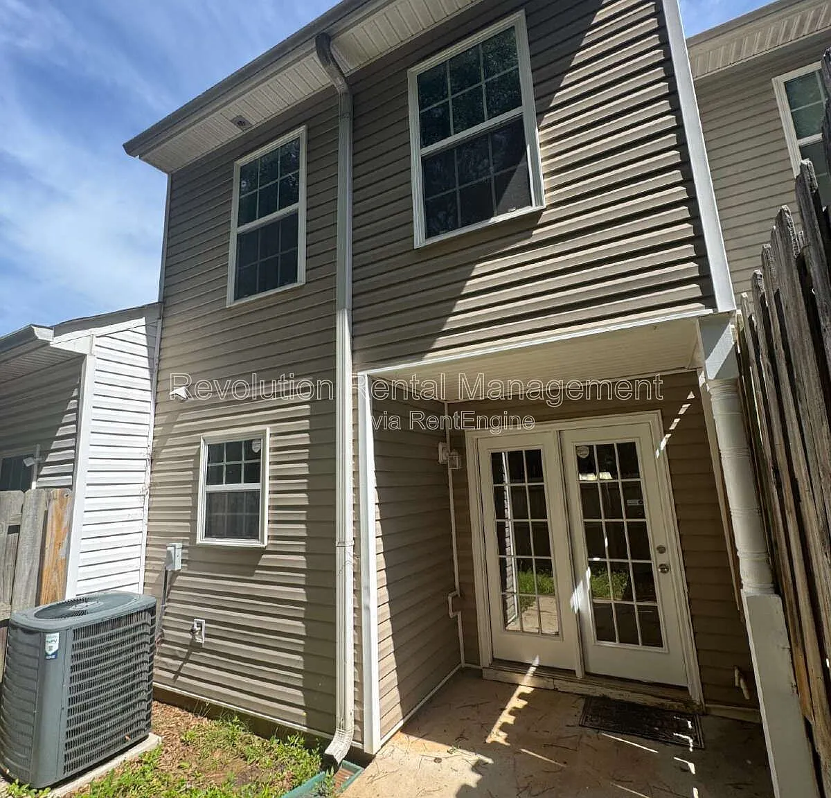 2 bed, 2.0 bath, 1205 sqft, $1,250 — Photo 2