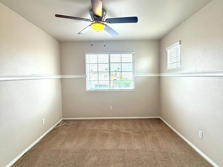 8346 Fame Ave — Photo 19