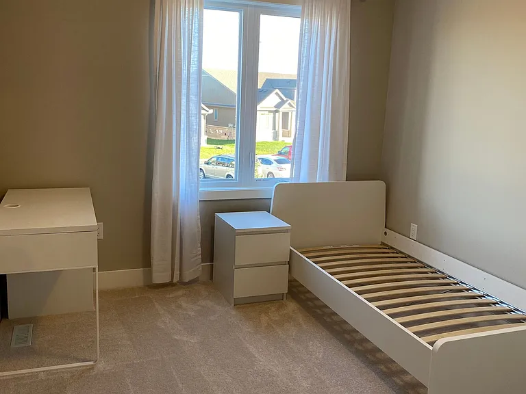 1375 Whetherfield St #22 — Photo 5