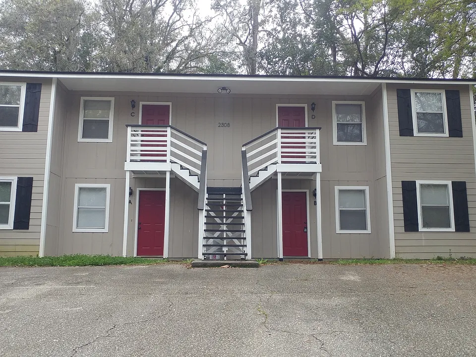 2308 Sylvan Ct