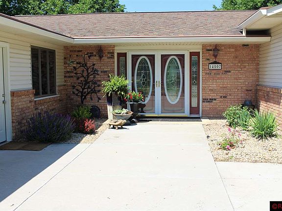 2nd image of 14507 Bunker Dr