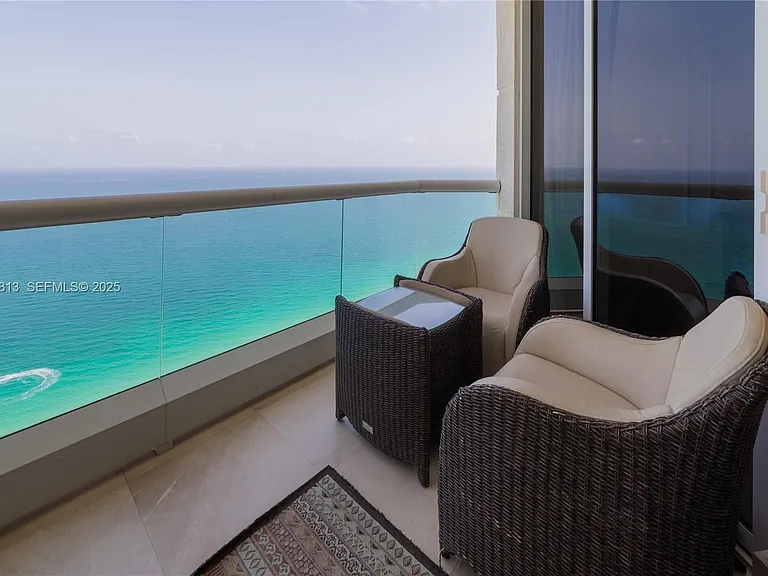 17875 Collins Ave #4302 — Photo 12