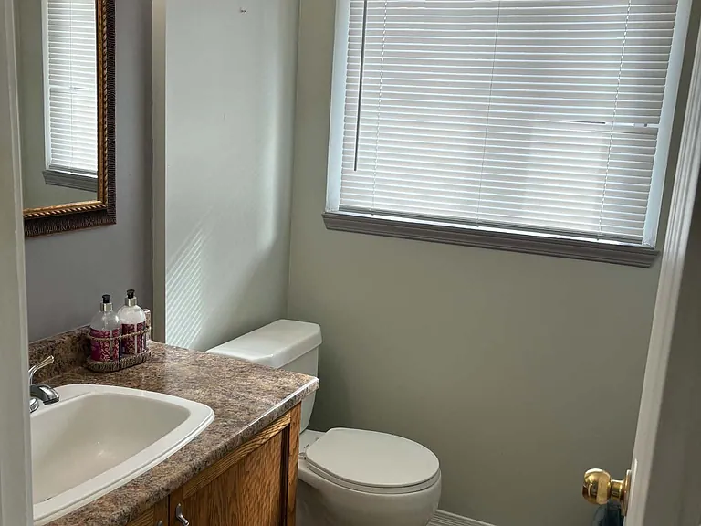 6461 Colony Sq — Photo 8
