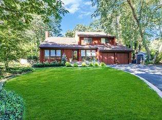 5 Christopher Ct, Saint James, NY 11780