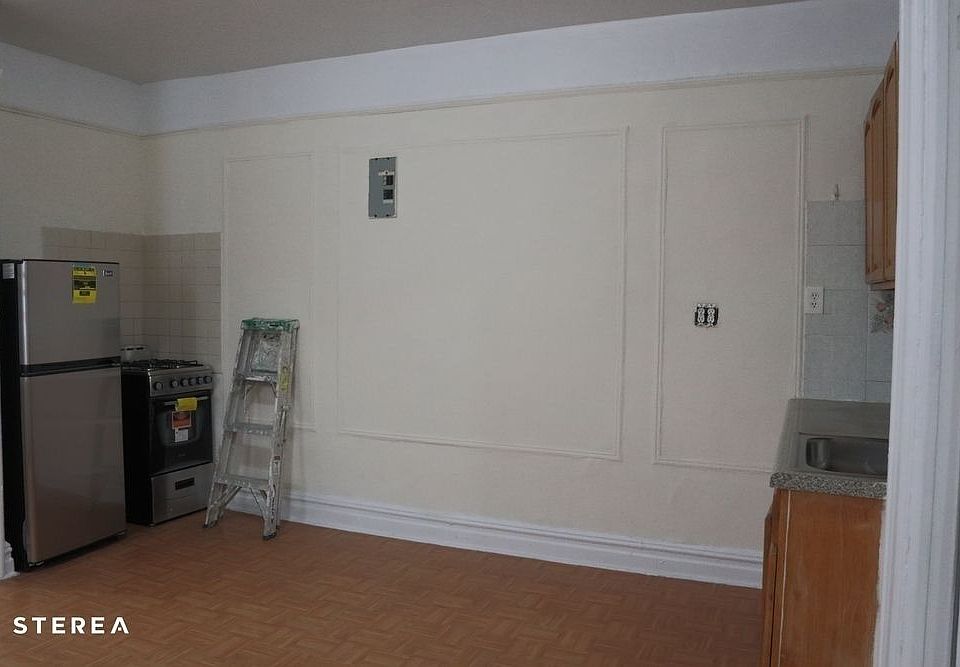 1st image of 3929 58th St APT B5