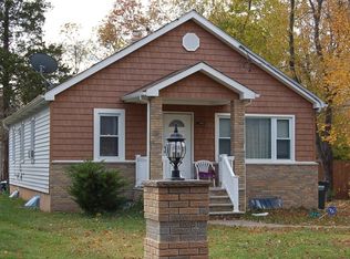 146 Delmonico Ave, Somerset, NJ 08873