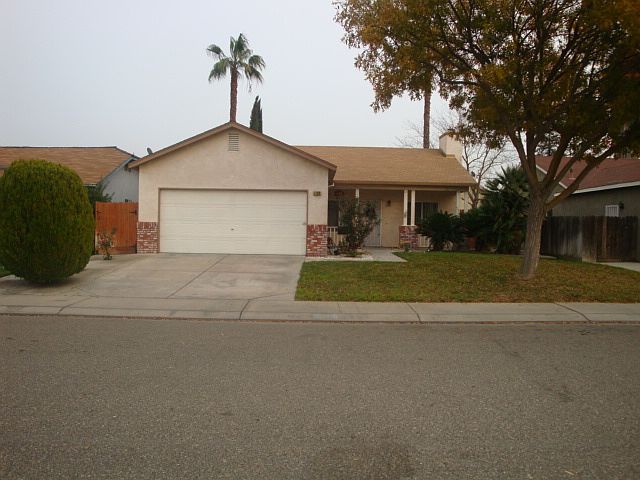1st image of 1766 Southlawn Way