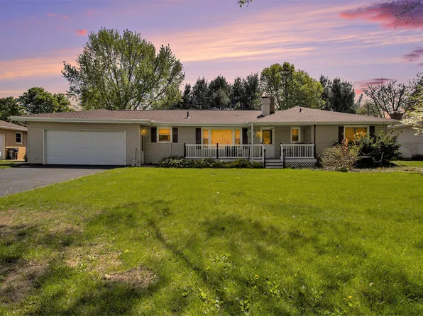 520 West St, Schoolcraft, MI 49087