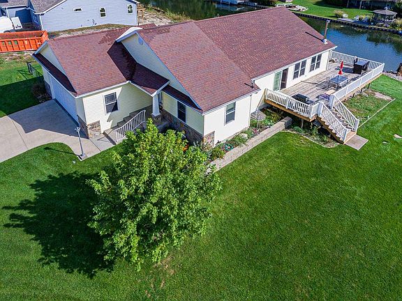 2nd image of 51078 Sail Bay Ct