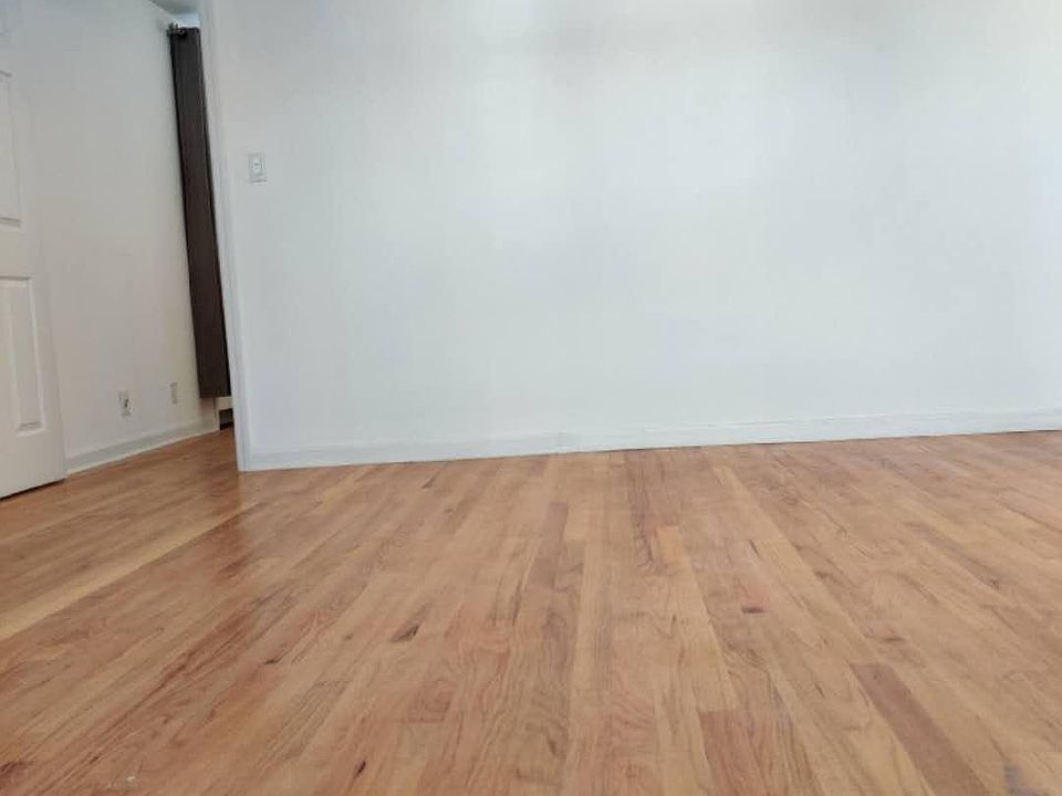 1st image of 5632 195th St Unit 2