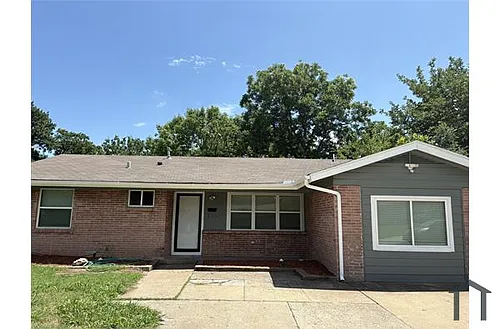 729 Cranbrook Ln Photo 1 729 Cranbrook Ln Photo 1