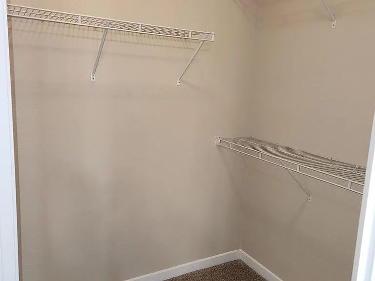 1647 Grand Overlook St — Photo 21