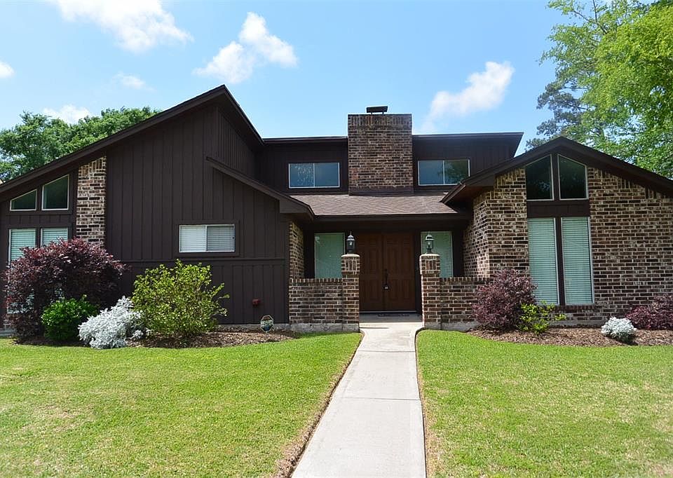 1st image of 3909 Trailwood Dr