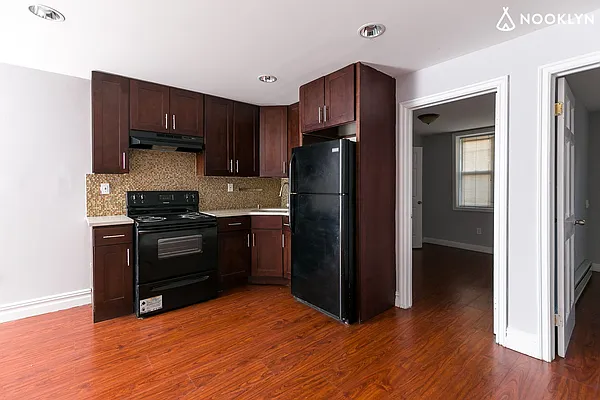 Rented by Nooklyn NYC LLC | media 24