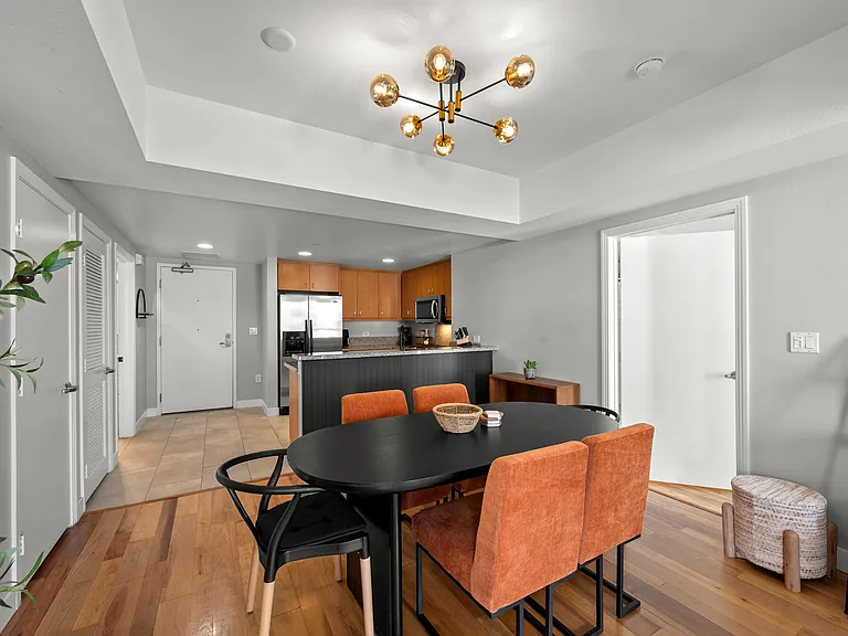 875 G St #202 — Photo 22