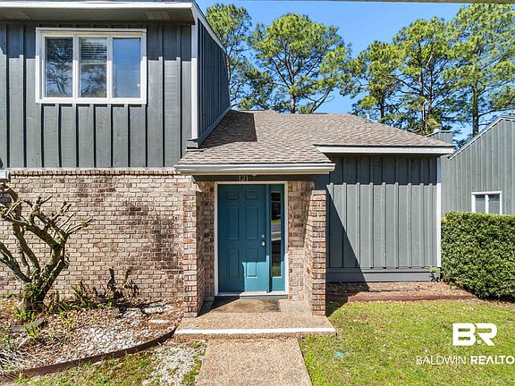 2nd image of 1701 Regency Rd APT 121