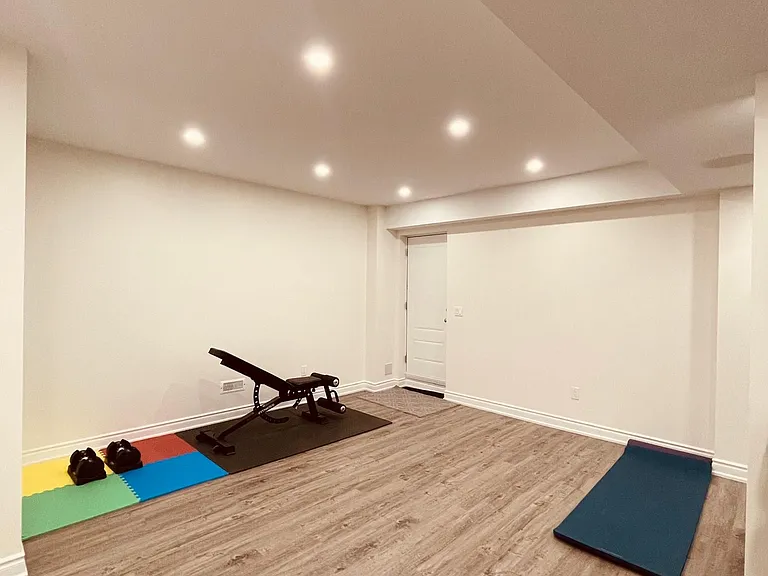 1324 Queens Plate Rd — Photo 14