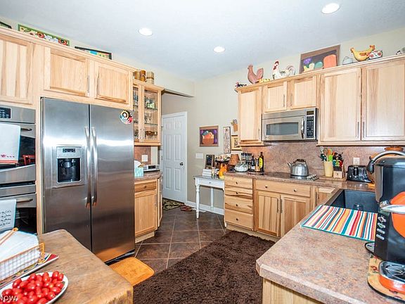 5th image of 1805 Western Reserve #30