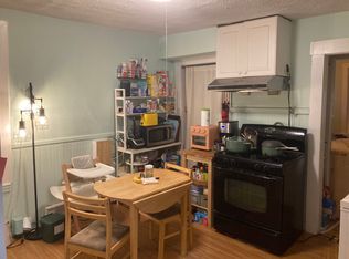 359 Windsor St #3A, Cambridge, MA 02141