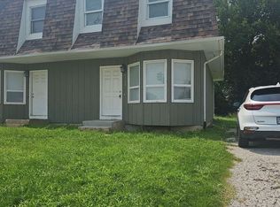 5710 N Division St, Davenport, IA 52806