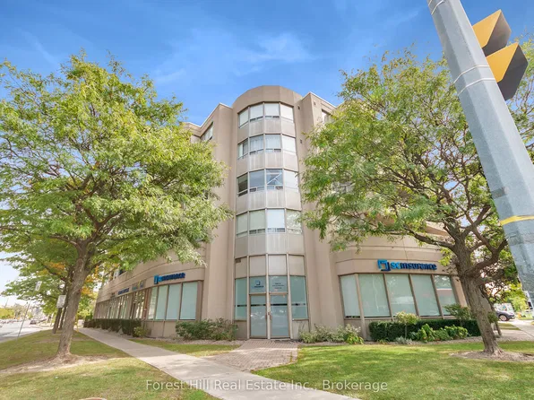 555 Wilson Heights Blvd #308, Toronto, ON M3H 6B5