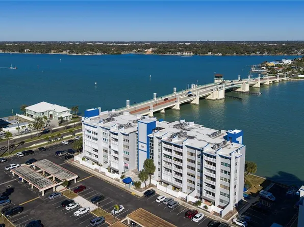 500 Treasure Island Cswy APT 704, Treasure Island, FL 33706
