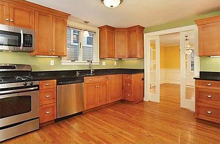 2nd image of 86 Whitcomb Ave