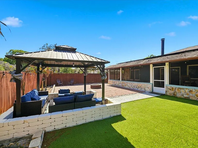 1326 SW Bartell Ave — Photo 55
