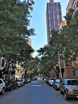 Rented by Bond New York | media 28