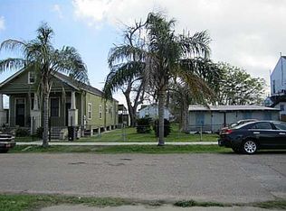 627 Lamanche St, New Orleans, LA 70117