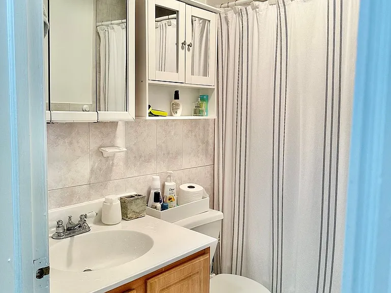 136 Morris St #2 — Photo 13