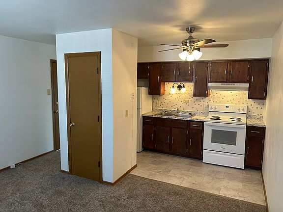 4th image of 120 McDonough St #817500615